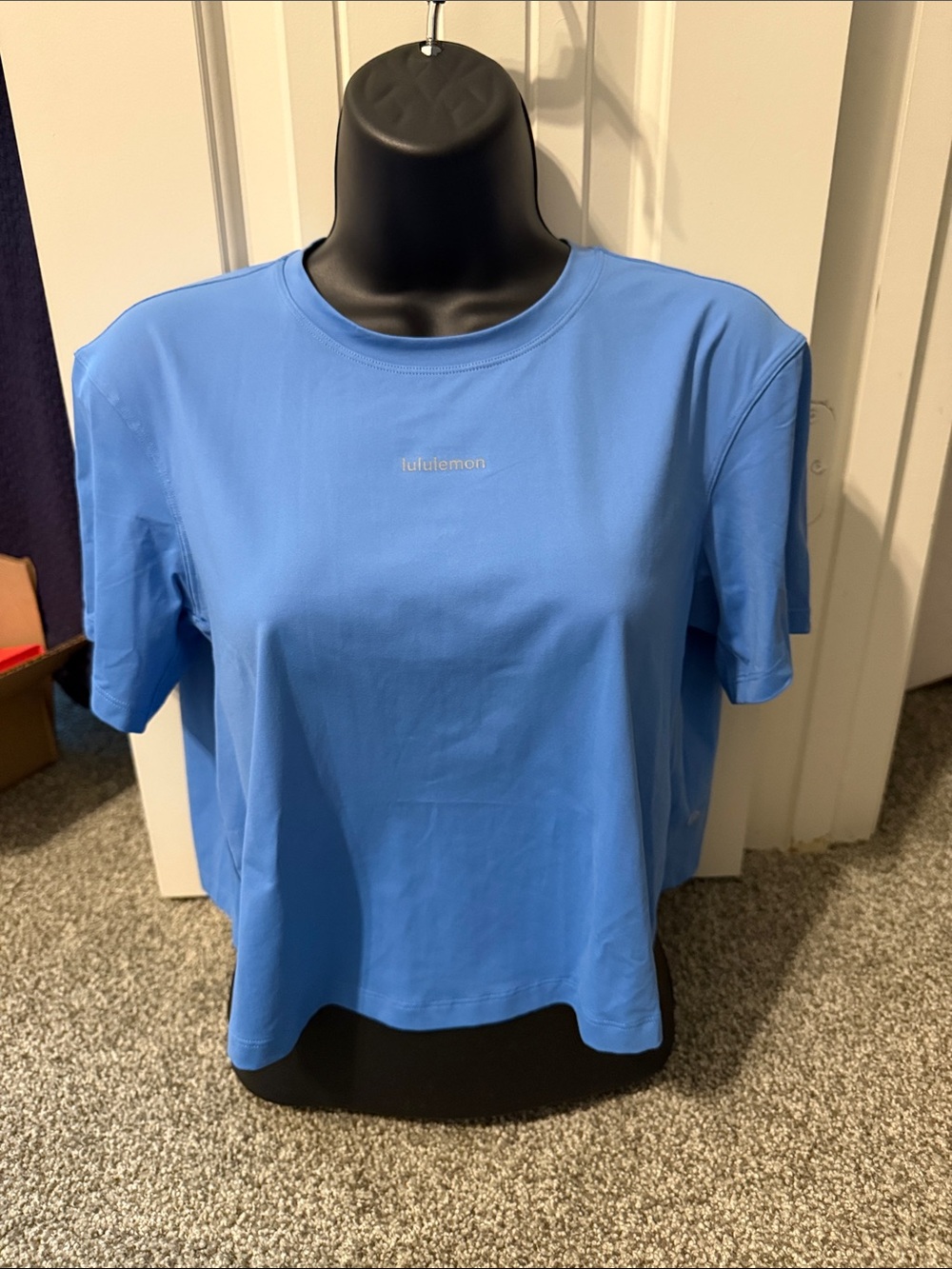lululemon athletica Pool Blue Short Sleeve Crew Tee